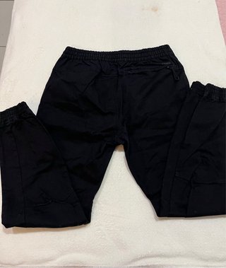Jogger Negro Pull&Bear Talla S Hombre nuevo
