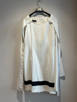 Vestido blanco y negro + complementos