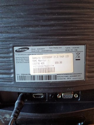 Monitor Samsung 21.5 LED S22D300HY