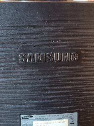 Monitor Samsung 21.5 LED S22D300HY