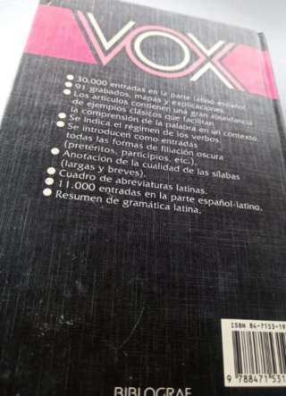 diccionario ilustrado latino español.