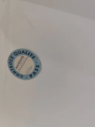 Cómoda vintage gris y blanca