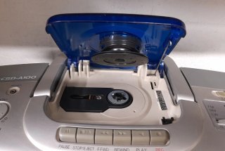 Radio CD AIWA CSD-A100 Plata y Azul