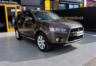 Mitsubishi Outlander 2.2 D 177CV 2012 "7 PLAZAS"