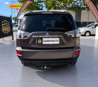 Mitsubishi Outlander 2.2 D 177CV 2012 "7 PLAZAS"