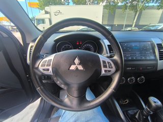 Mitsubishi Outlander 2.2 D 177CV 2012 "7 PLAZAS"