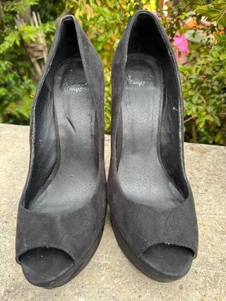Zapatos de tacón negros talla 40