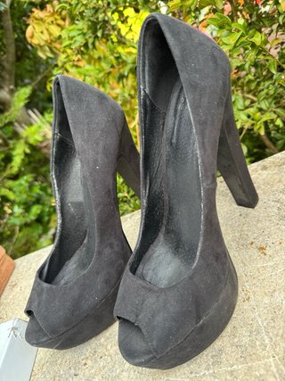 Zapatos de tacón negros talla 40