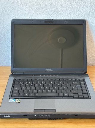 Portátil Toshiba Satellite 15.6 para piezas