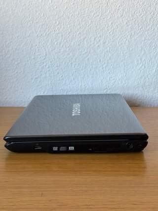 Portátil Toshiba Satellite 15.6 para piezas