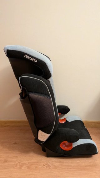 Silla coche RECARO Monza Nova 2 altavoces