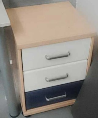 Cajonera con ruedas