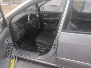 KIA Carens 2006