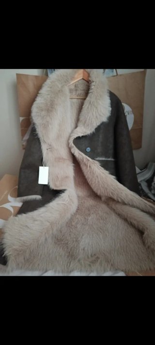 Abrigo pelo Zara beige/marrón
