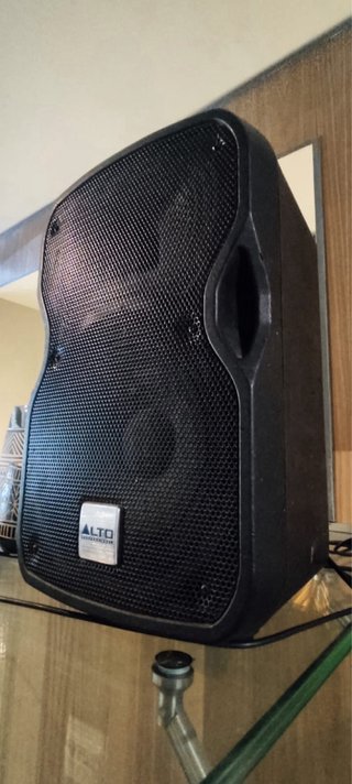 Equipo de sonido QSC