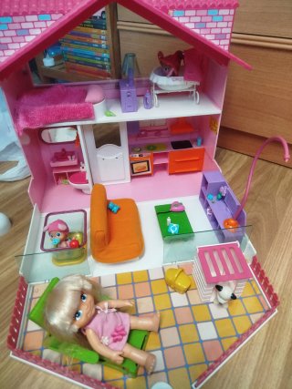Casa de muñecas Barriguitas con asa