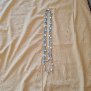 Collana perle e pietre azzurre