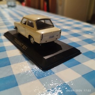 Maqueta Coche Trabant 601