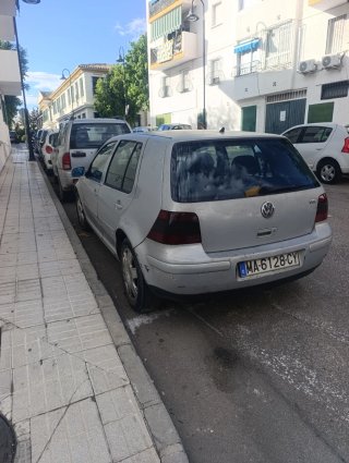 Volkswagen Golf 2000