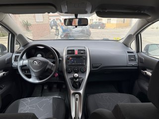 Toyota Auris 2009