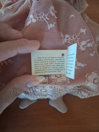 Muñeca Porcelana Menta y Canela