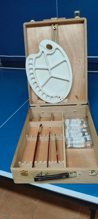 Maletín de madera para pinturas