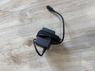 Nintendo Switch V1 + Dock + Caricabatterie + Cuffie