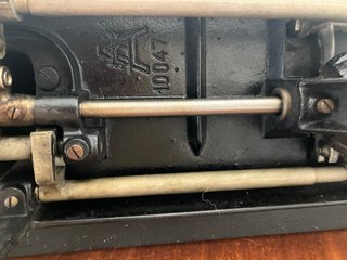Máquina de Coser Alfa Vintage Años 50