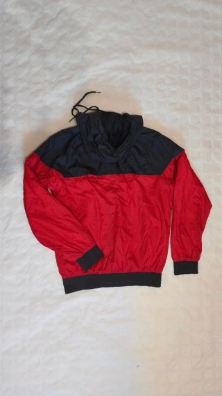 Chaqueta Nike Cortavientos Roja y Negra
