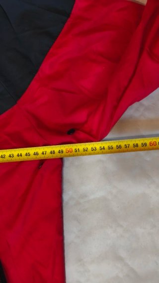 Chaqueta Nike Cortavientos Roja y Negra