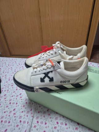 Zapatillas Off-White Vulc Low Top Talla 40