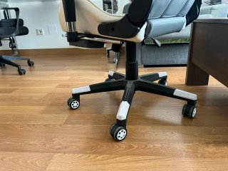 Silla Gamer Profesional Negra y Blanca