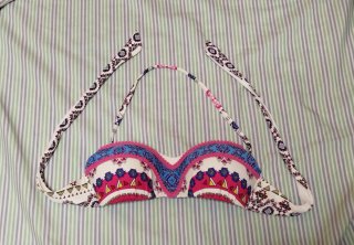 Top bikini Calzedonia cobey bianco con stampa fucsia, blu e giallo