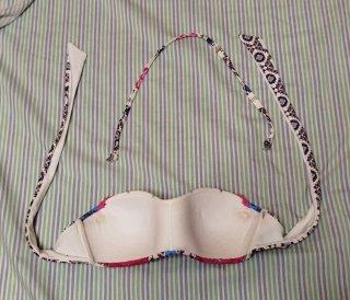 Top bikini Calzedonia cobey bianco con stampa fucsia, blu e giallo