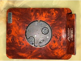 Reloj de sobremesa de plata