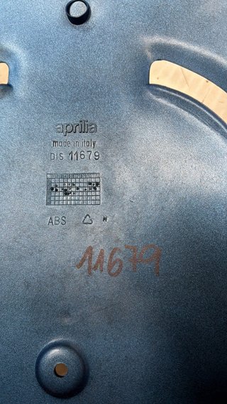 Carenado delantero para Aprilia, Scarabeo 50. Ref. DIS 11679