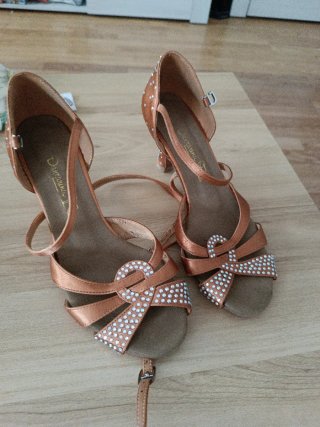 Zapatos de baile latino Danzarina Beige/Oro