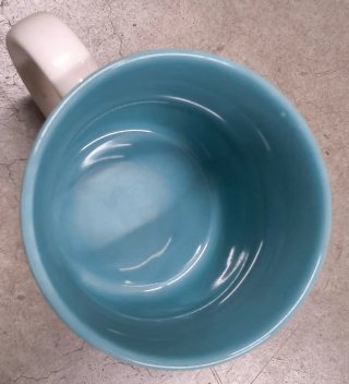 Tazza Ma chi ti C*ga? bianca e blu