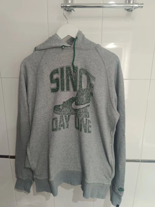 Sudadera Nike Gris Since Day One