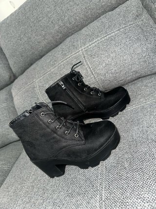 Botines negros de plataforma