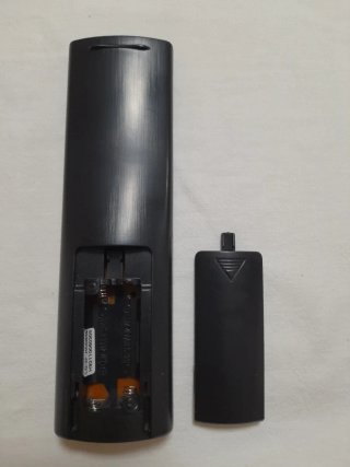 2 x 12 euros. Mandos a distancia Sony y DigiVolt