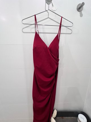 Vestido rojo drapeado tirantes