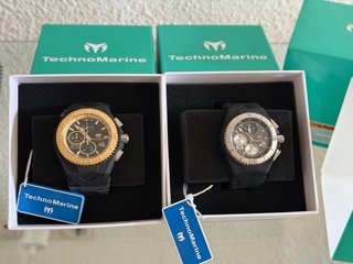 Reloj TechnoMarine Negro y Dorado