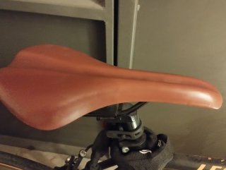 Bicicleta Fixie Negra con Ruedas Naranja
