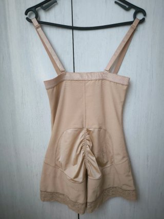 Faja reductora Salomé Beige