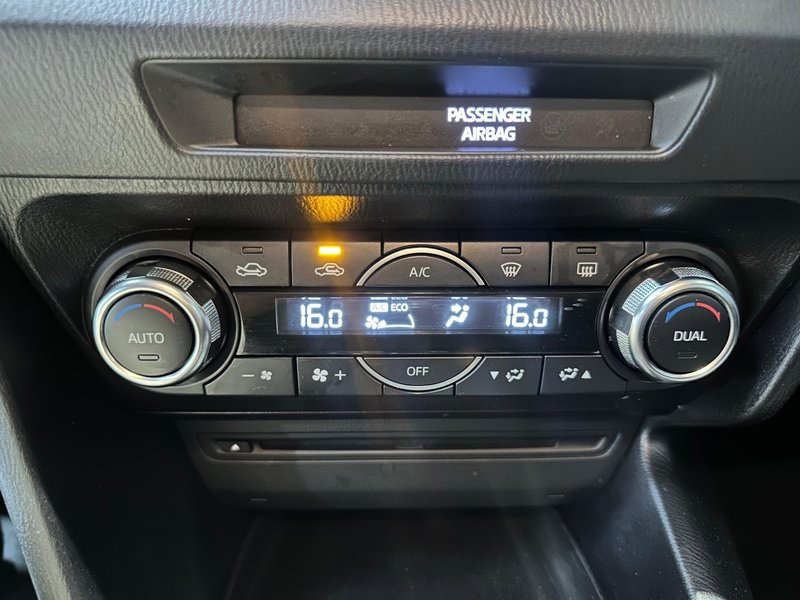 Mazda Mazda 3 2018, foto 21