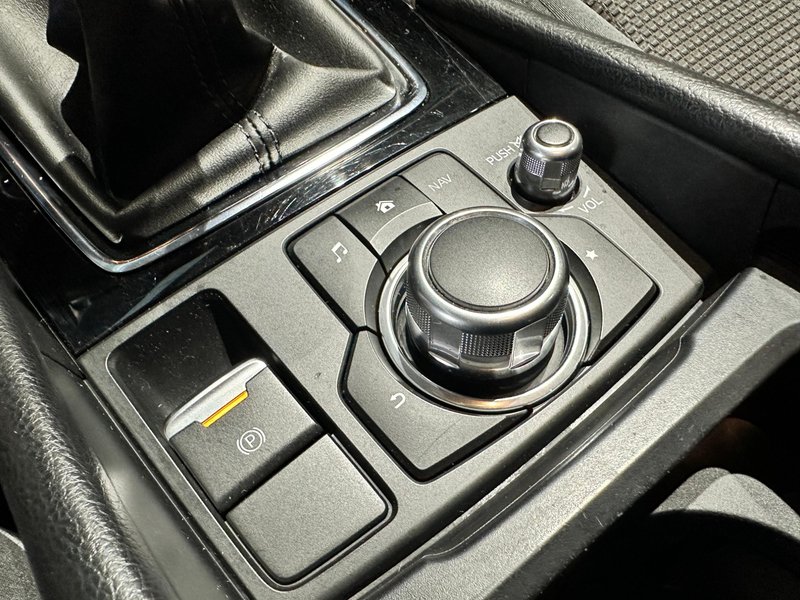 Mazda Mazda 3 2018, foto 23