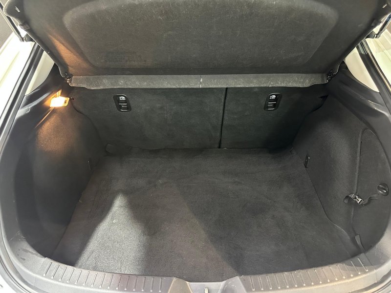 Mazda Mazda 3 2018, foto 24