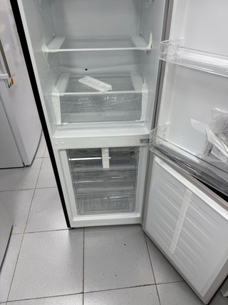 Nevera Gorenje Nueva con Tara