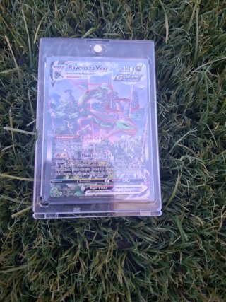 Carta Pokémon Rayquaza VMAX 320 HP